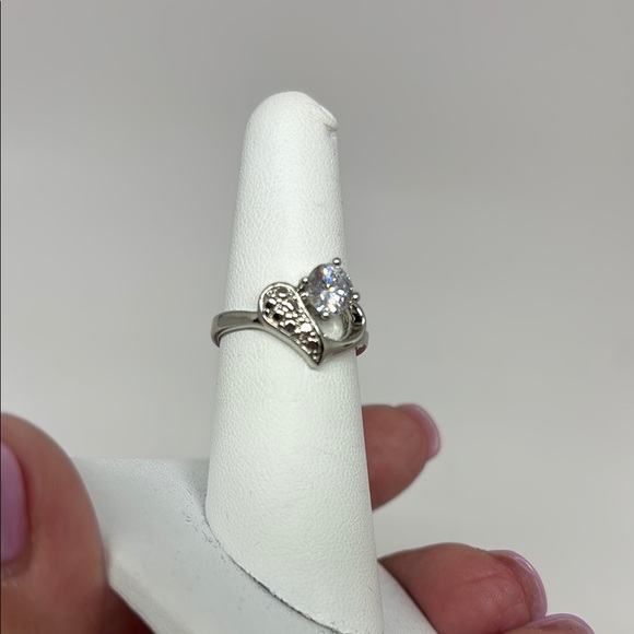 😀 2/$15 Pretty Silver Plated Heart Ring with Faux Diamond - Picture 4 of 10